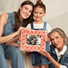 The Fleur Frame