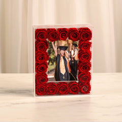 The Fleur Frame